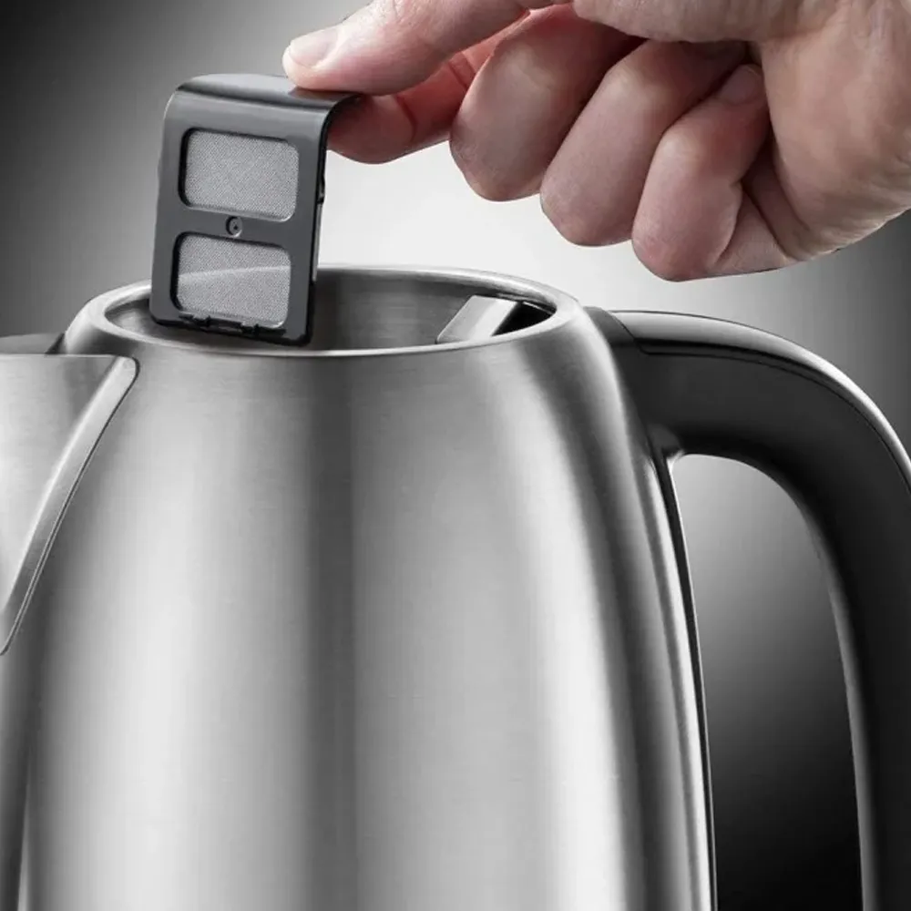 Bouilloire RUSSELL HOBBS Adventure 1,7 Litres 23912-70 2400 watts Acier Brossé